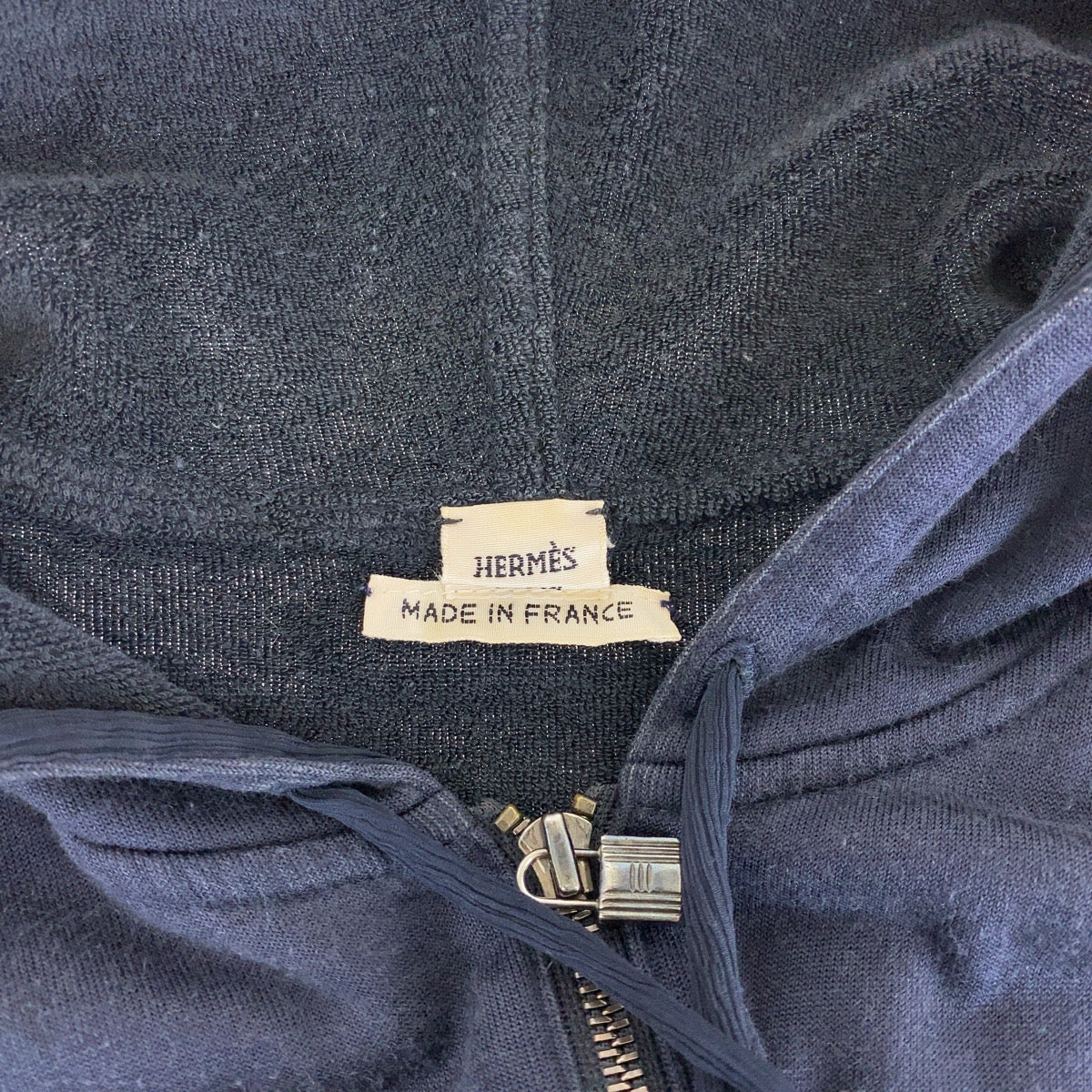 21420
HERMES エルメス サイズ38 ネイビー シルバー金具 コットン / シルク ジップアップ パーカー 男女兼用 レディース AB38