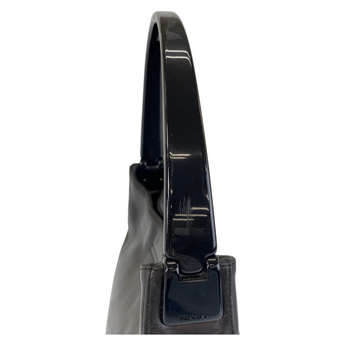 21427
PRADA プラダ ブラック 黒 レザー / プラスチック ショルダーバッグ レディース ABP35