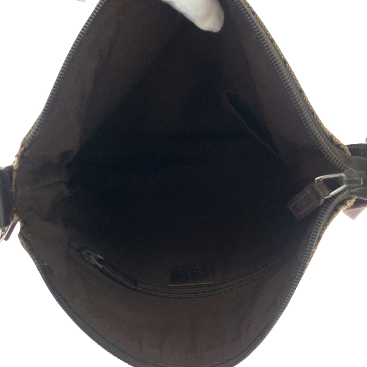 21478
GUCCI グッチ パンチング ベージュ ブラウン シルバー金具 GGキャンバス 145857 ショルダーバッグ サコッシュ レディース AB34