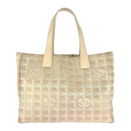 21587
CHANEL シャネル ヴィンテージ ニュートラベルライン トートMM ココマーク サーモンピンク シルバー金具 ナイロン / レザー トートバッグ ハンドバッグ レディース AB25