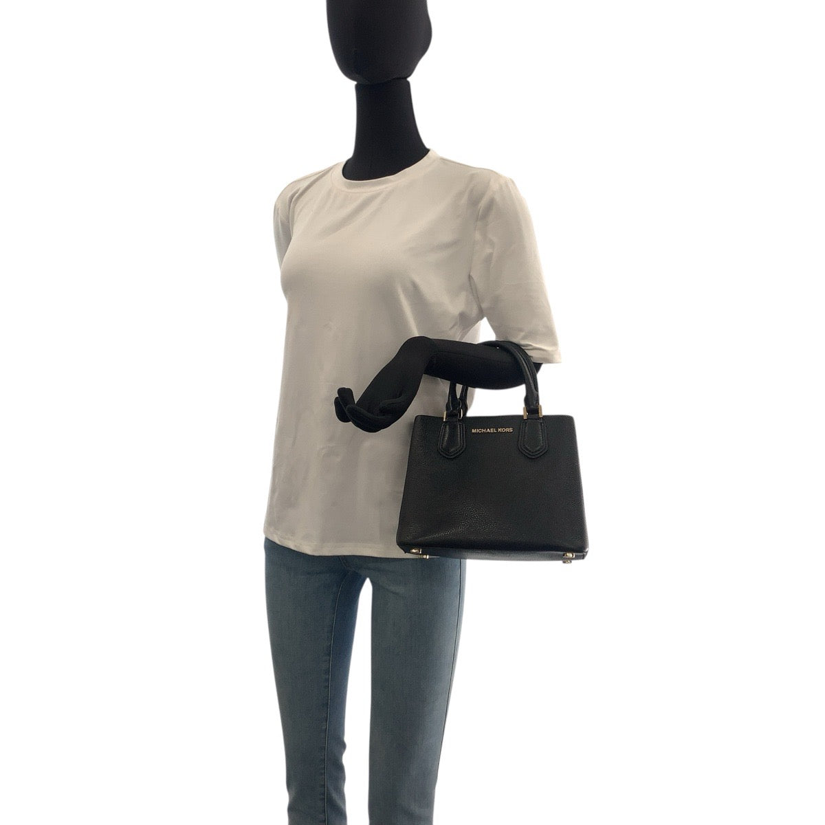 21614
Michael Kors マイケルコース ブラック 黒 ゴールド金具 レザー トートバッグ ハンドバッグ レディース ABP6
