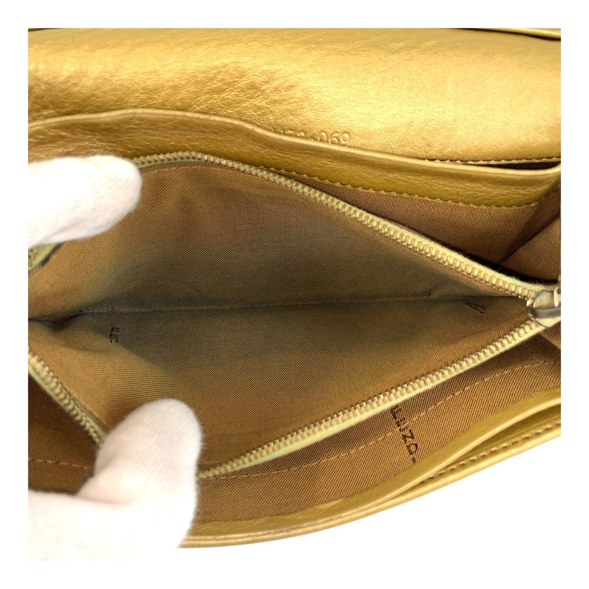21641
FENDI フェンディ ズッカ ブラウン ゴールド キャンバス 2270-8M0000-VZ2-069 長財布 ロングウォレット レディース B7