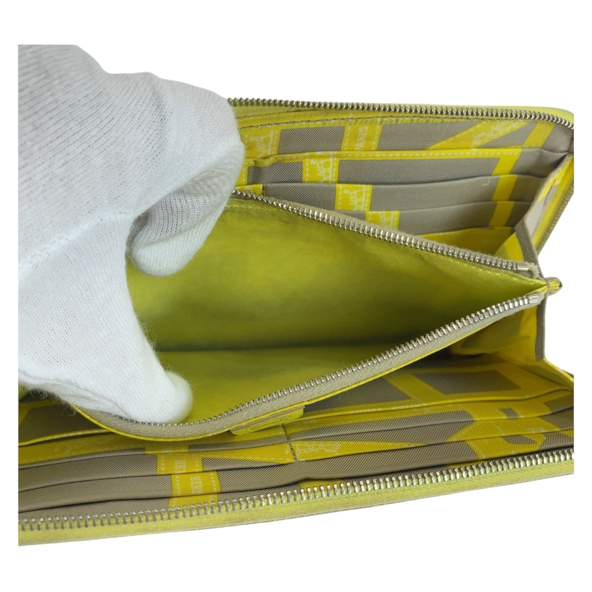 21774
HERMES エルメス アザップロング シルクイン ライトイエロー シルバー金具 ヴォーエプソン 長財布 ロングウォレット □Q刻印 レディース AB40