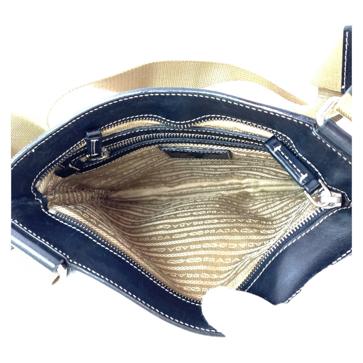 21782
PRADA プラダ ロゴジャガード ベージュ ブラック シルバー金具 キャンバス / レザー ショルダーバッグ メッセンジャーバッグ レディース AB40