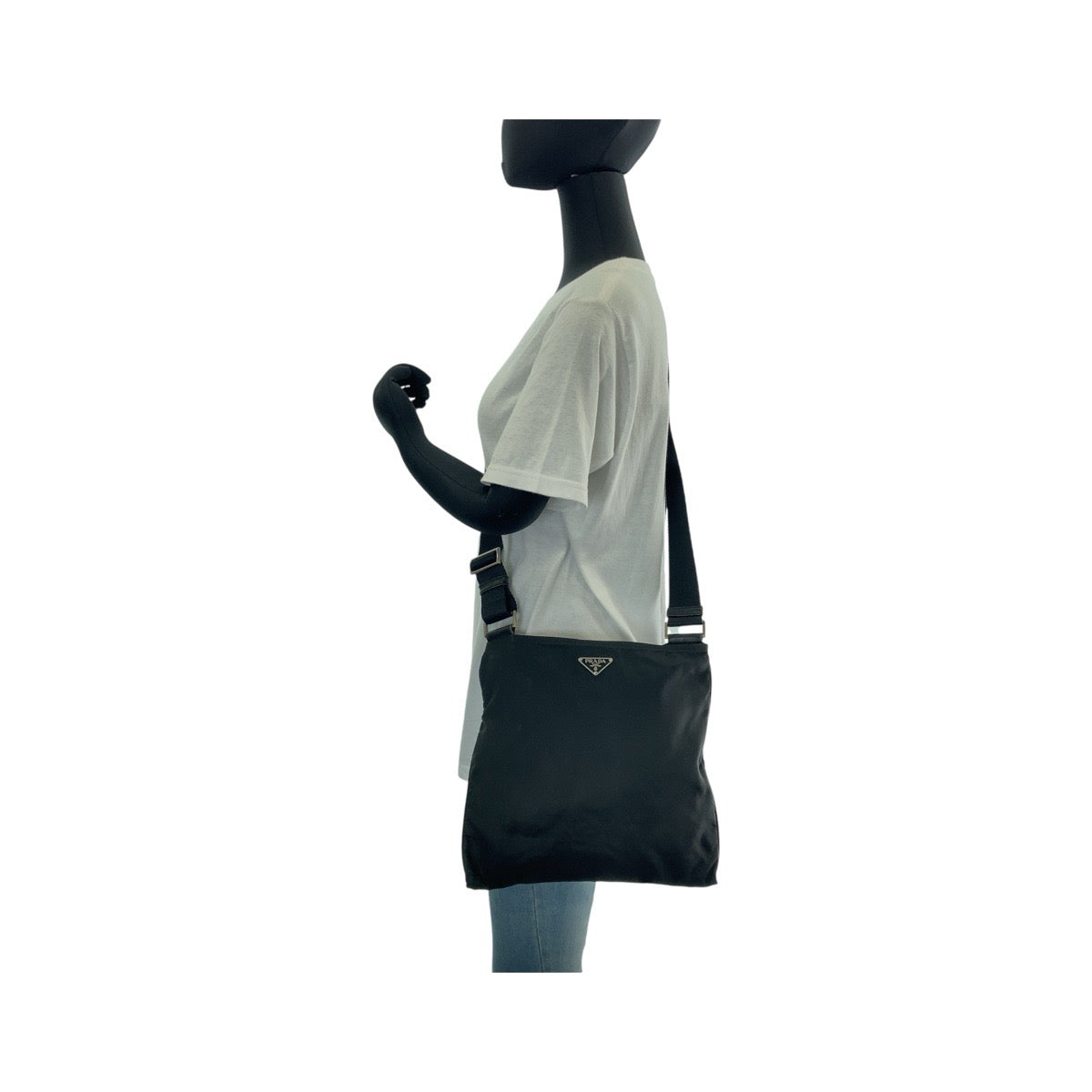 21786
PRADA プラダ テスート 三角ロゴプレート ブラック 黒 シルバー金具 ナイロン ショルダーバッグ ポシェット レディース ABP39