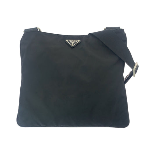 21798
PRADA プラダ テスート 三角ロゴプレート ブラック 黒 シルバー金具 ナイロン ショルダーバッグ ポシェット メンズ ABP39