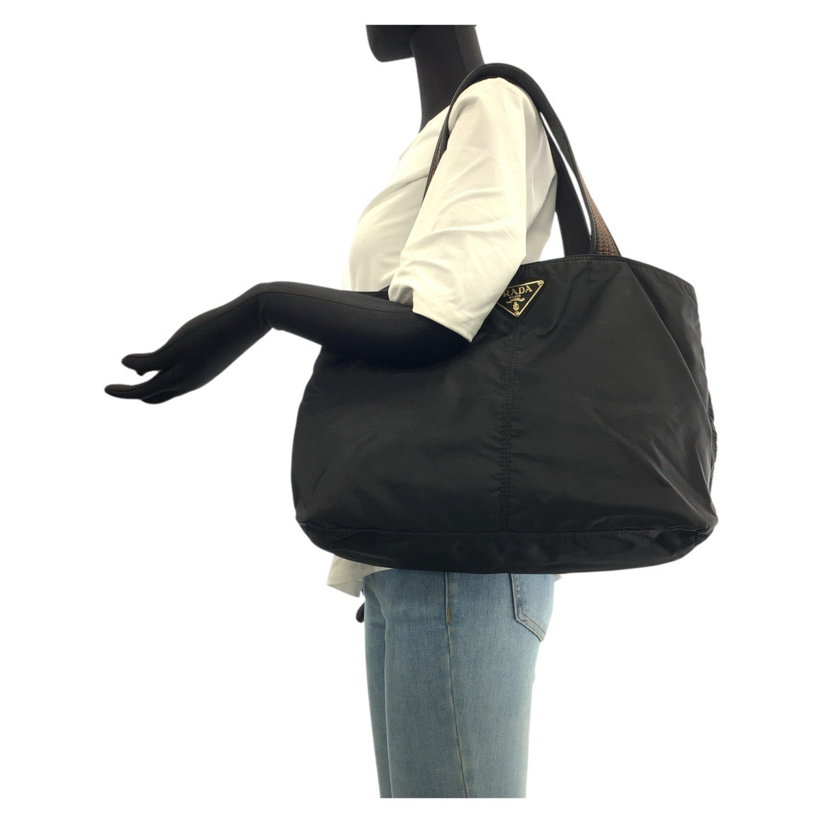 21837
PRADA プラダ テスート 三角ロゴプレート ブラック 黒 ゴールド金具 ナイロン / レザー トートバッグ ショルダーバッグ レディース ABP30