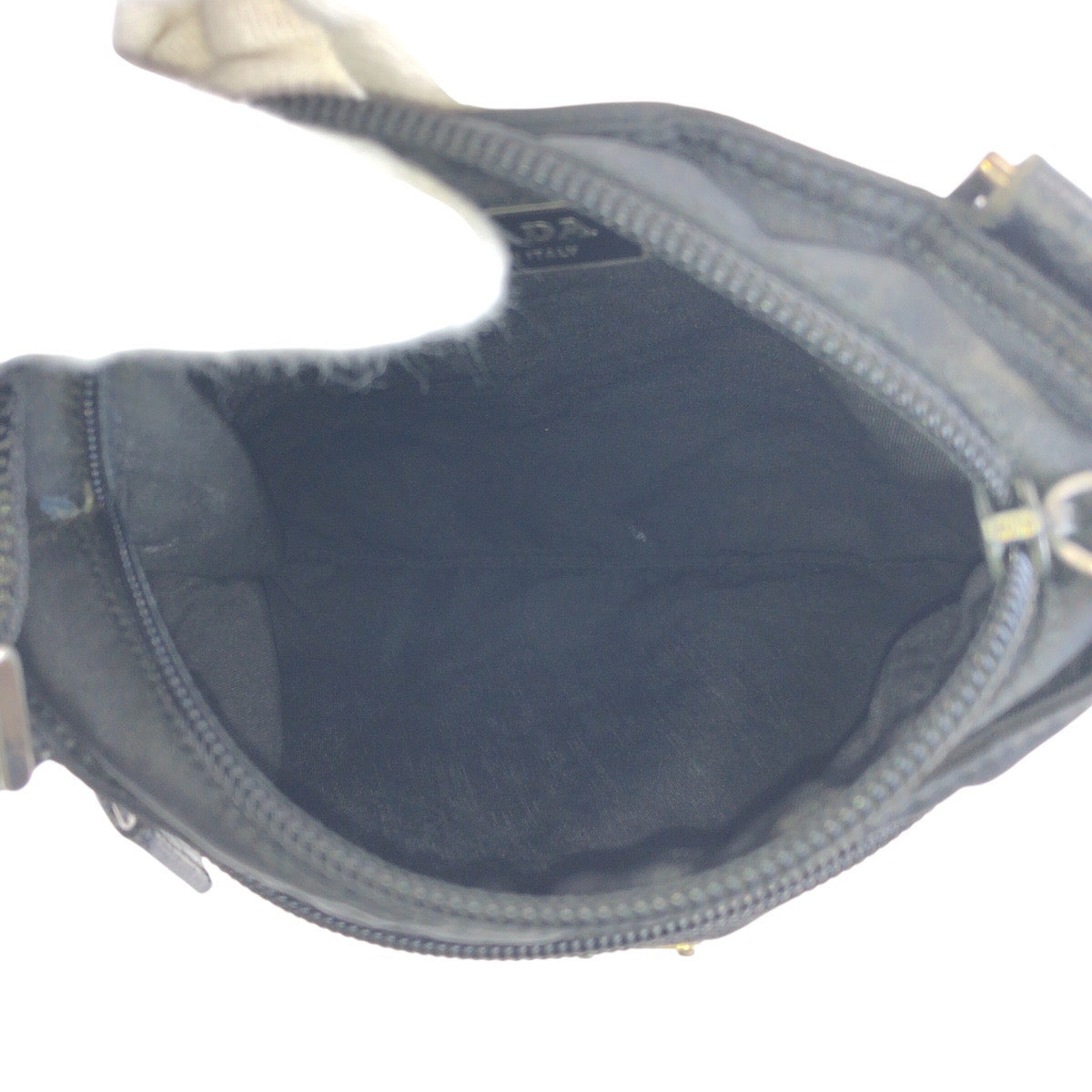 21838
PRADA Tessuto Triangle Logo Plate Black Silver Hardware Nylon Shoulder Bag Pouch Women's ABP28