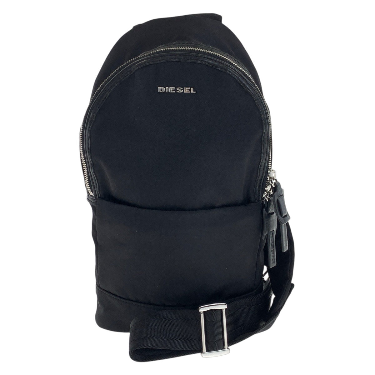 21880
DIESEL ディーゼル ブラック 黒 シルバー金具 ナイロン / レザー ショルダーバッグ ワンショルダー ボディバッグ レディース A5