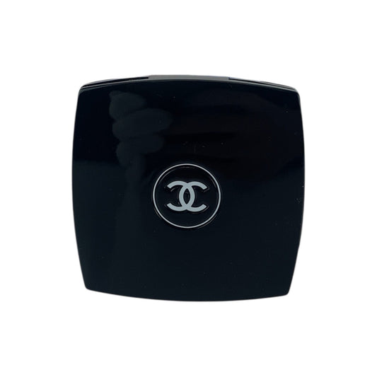 21885
CHANEL シャネル ミロワール ドゥーブル ファセット ブラック ホワイト プラスチック 手鏡 コンパクトミラー レディース N3