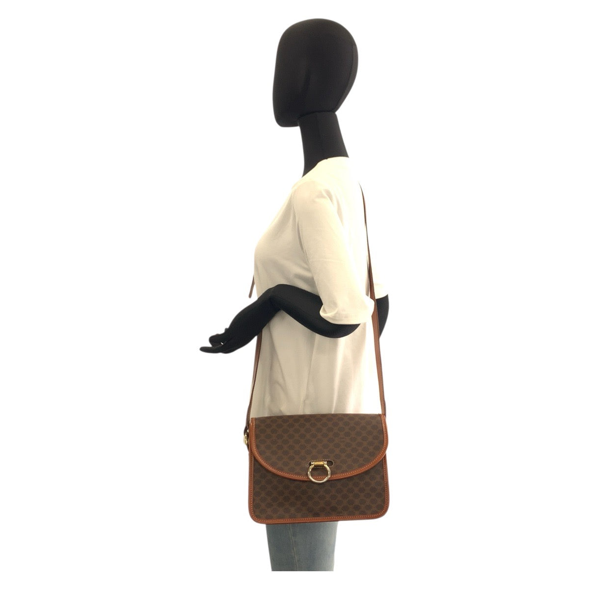 21891
CELINE セリーヌ ヴィンテージ マカダム ブラウン ゴールド金具 PVC / レザー DM96 ショルダーバッグ ポシェット レディース ABP48