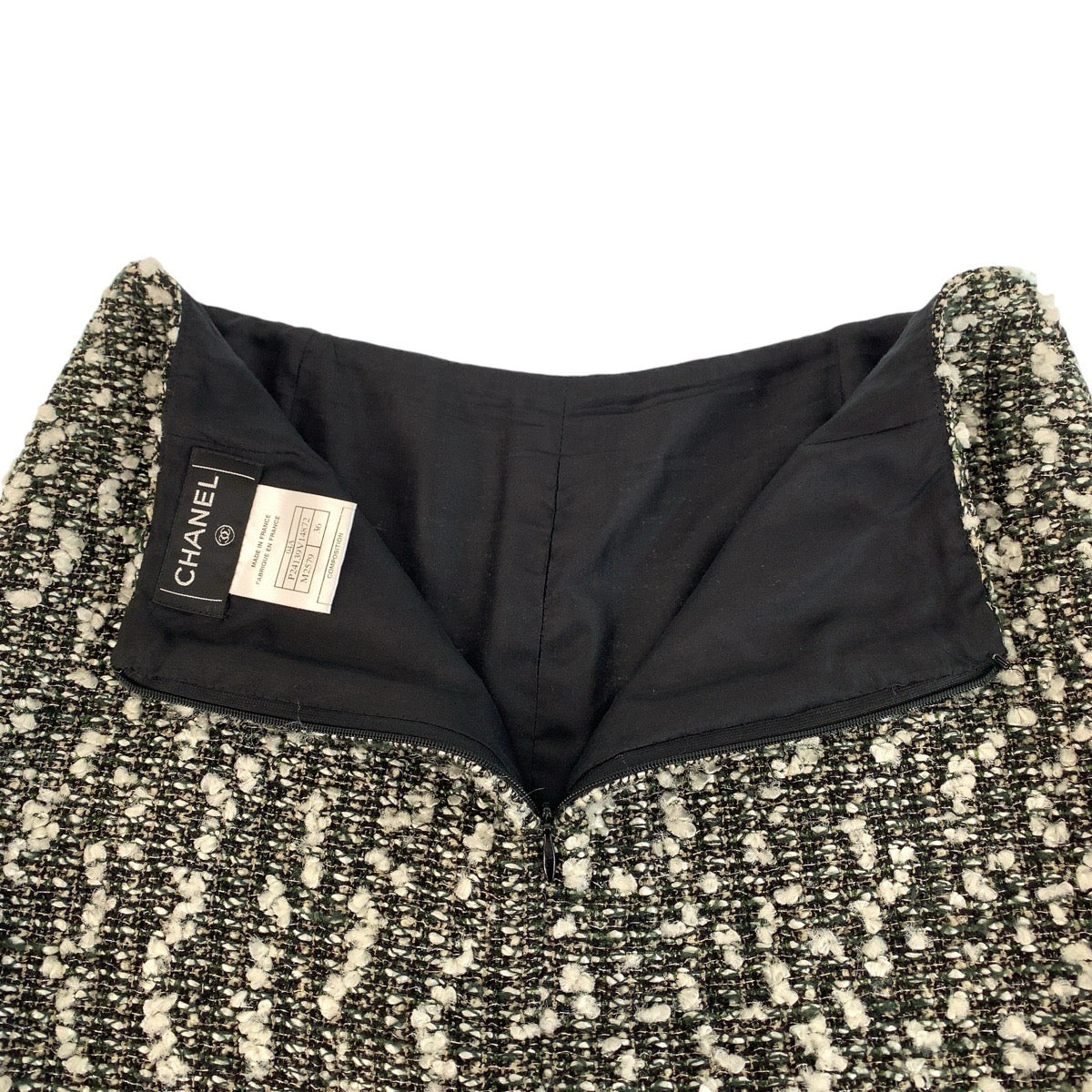 21913
CHANEL シャネル ツイード ココマーク サイズ36 マルチカラー レーヨン / ポリアミド / シルク スカート レディース A56