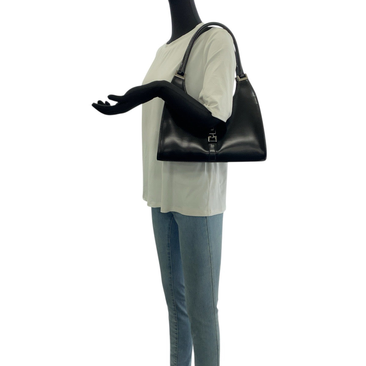 21925
GUCCI グッチ ジャッキー ブラック 黒 シルバー金具 レザー 002 1067 ショルダーバッグ レディース SA90