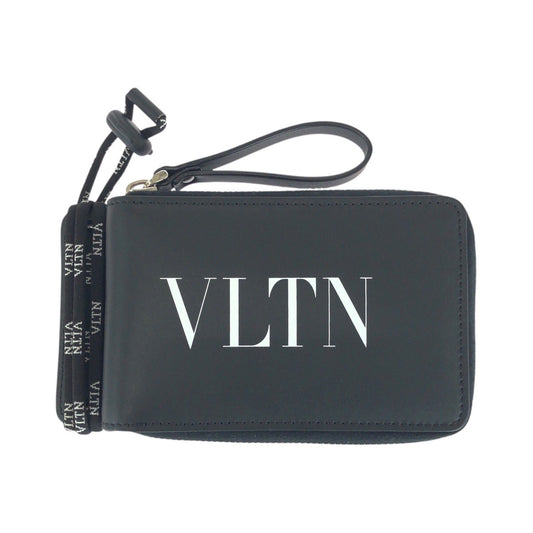 21946
Valentino Garavani ヴァレンティノ ガラヴァーニ VLTNロゴ ブラック ホワイト シルバー金具 レザー 折財布 ラウンドファスナー ネックウォレット メンズ SA