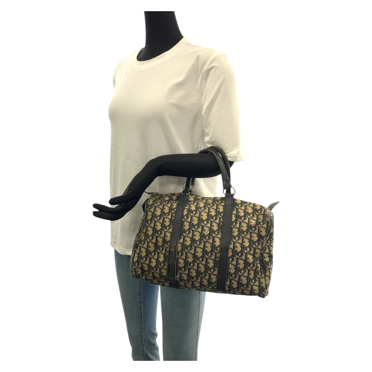 21961
Christian Dior Vintage Trotter Beige Navy Silver Hardware Canvas / Leather Handbag Mini Boston Bag for women B26