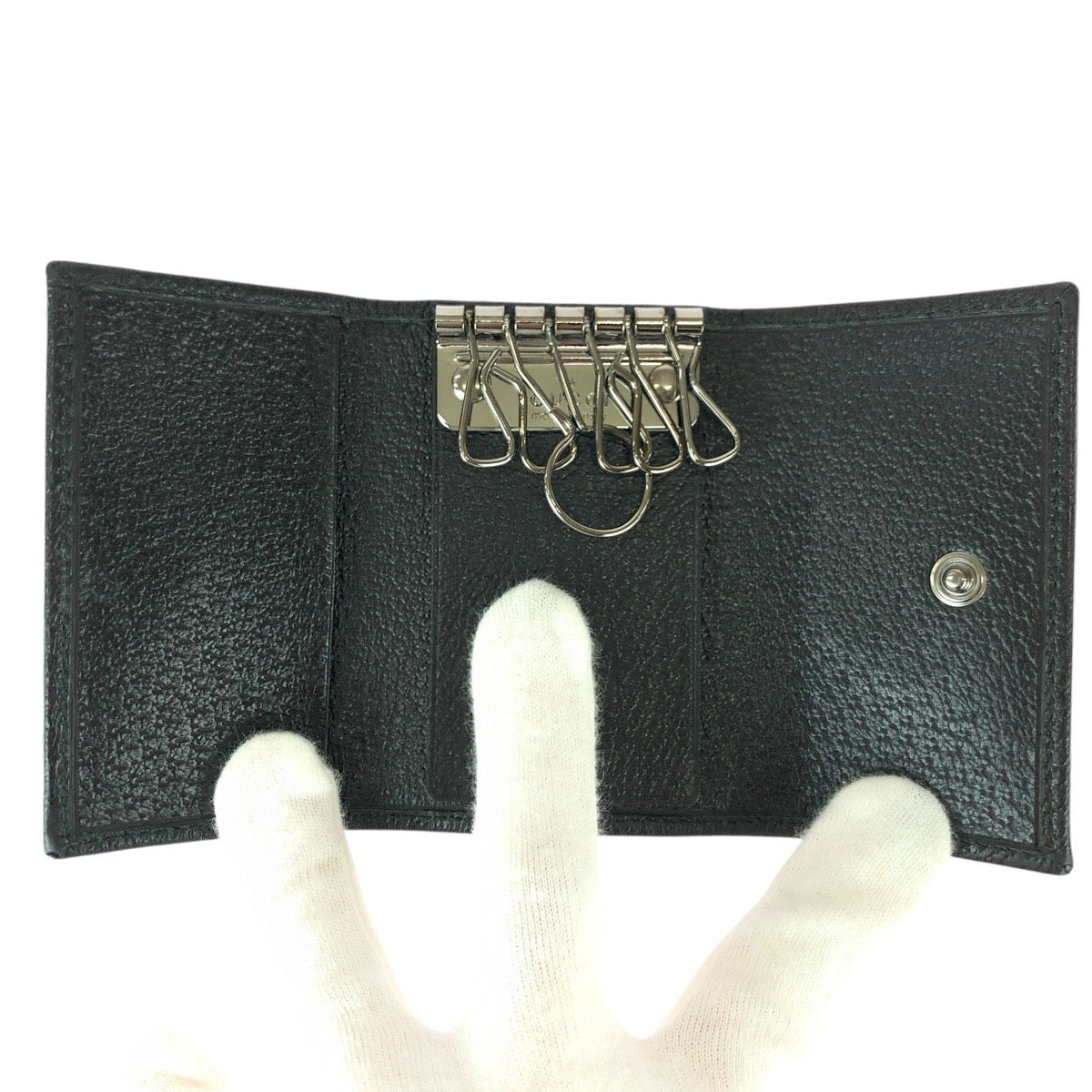 22001
GUCCI グッチ ブラック 黒 シルバー金具 GGキャンバス / レザー 04564 キーケース 6連 男女兼用 レディース SA14