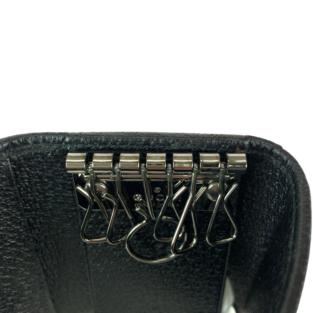 22001
GUCCI グッチ ブラック 黒 シルバー金具 GGキャンバス / レザー 04564 キーケース 6連 男女兼用 レディース SA14