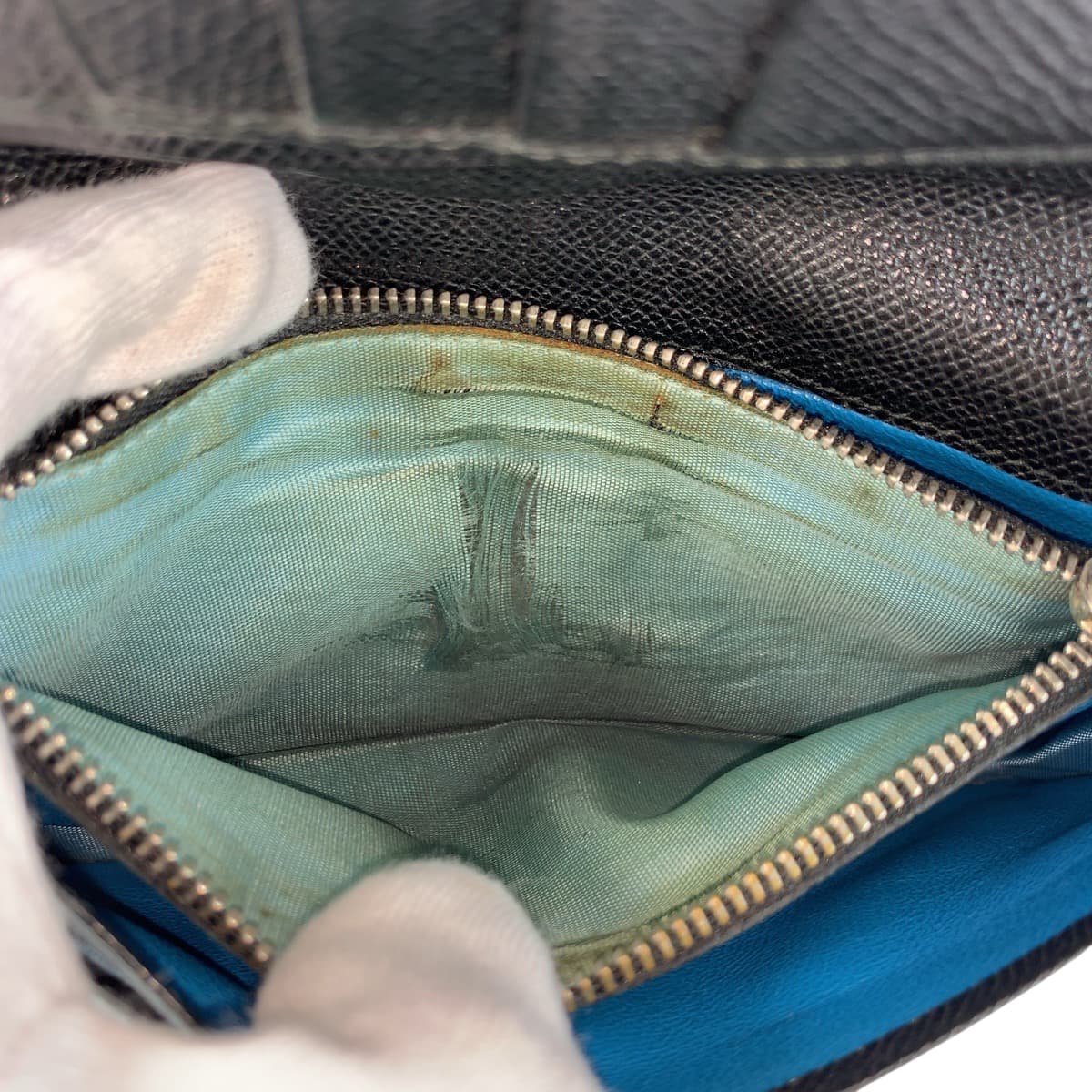 22019
BVLGARI ブルガリ ブルガリブルガリ ブラック 黒 ブルー シルバー金具 レザー 長財布 ロングウォレット メンズ AB16