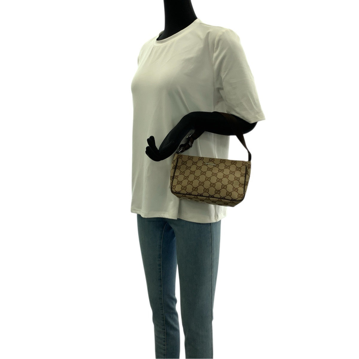 22035
GUCCI Beige Brown Silver Hardware GG Canvas 106644 Handbag Accessory Pouch Women's A36