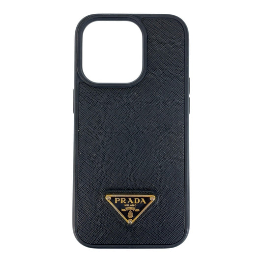 22049
PRADA プラダ サフィアーノ 三角ロゴプレート ブラック 黒 ゴールド金具 レザー iPhoneケース iPhone15Proケース メンズ ABP15