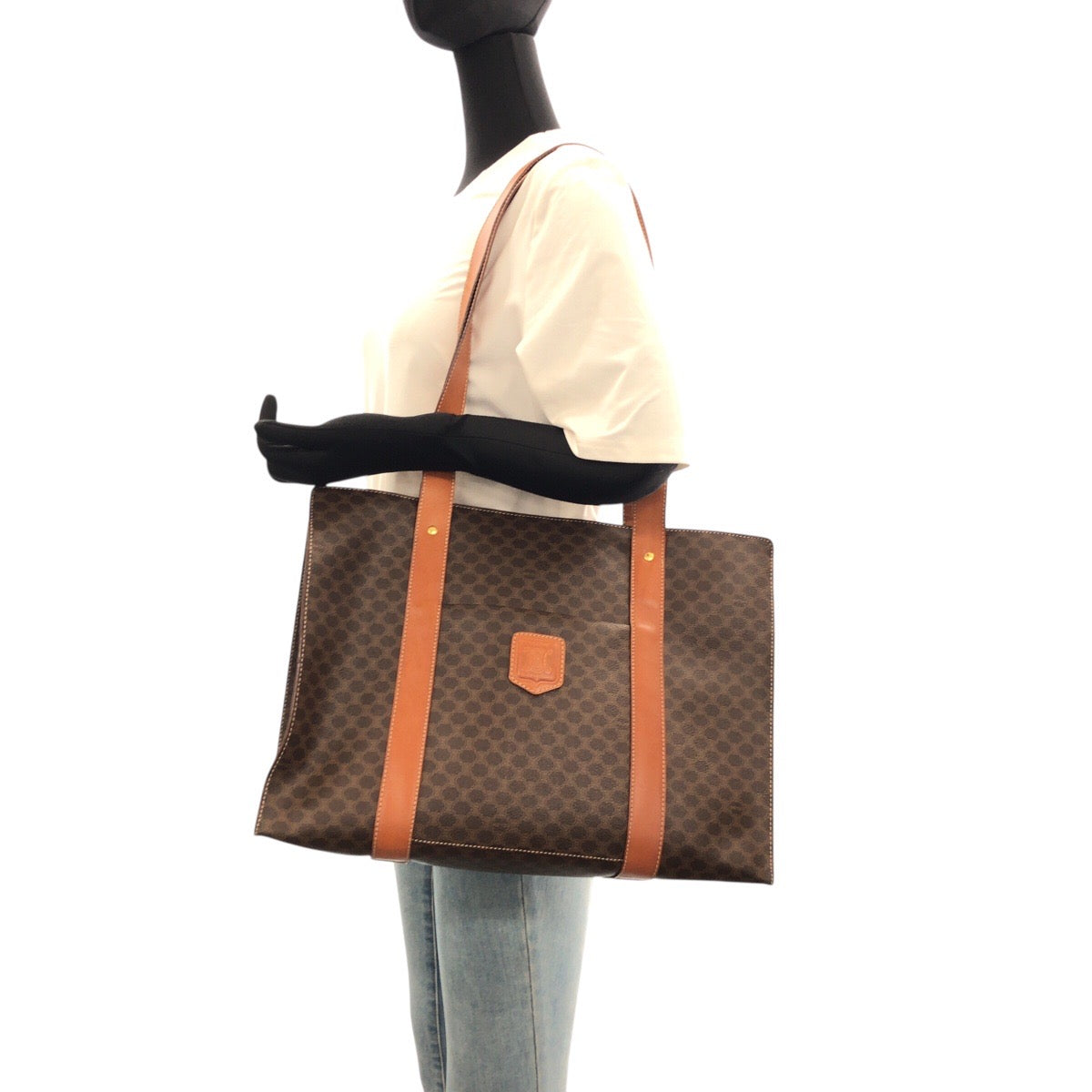 22053
CELINE セリーヌ マカダム ブラウン ゴールド金具 PVC / レザー MC97 トートバッグ ショルダーバッグ レディース AB35