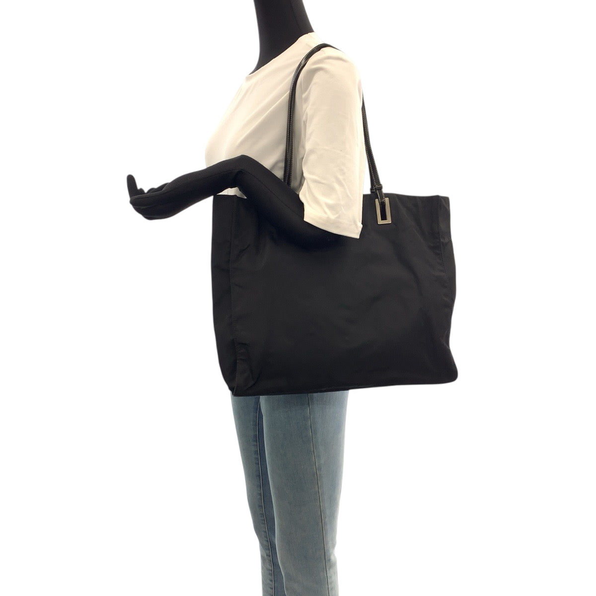 22056
PRADA プラダ テスート 三角ロゴプレート ブラック 黒 シルバー金具 ナイロン / レザー トートバッグ ショルダーバッグ レディース ABP35
