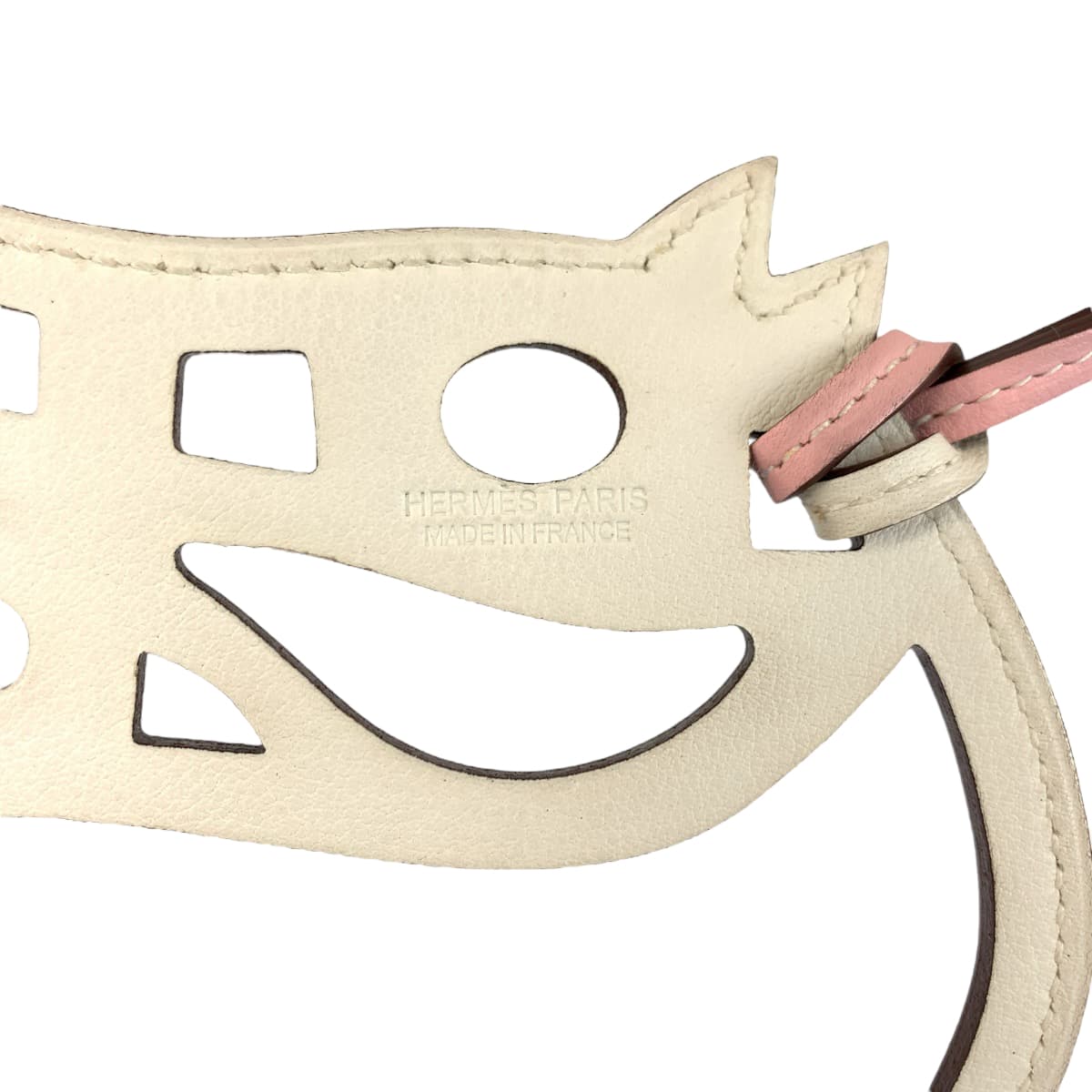 22078
HERMES エルメス パドック シュヴァル ローズサクラ ホワイト レザー バッグチャーム レディース A48