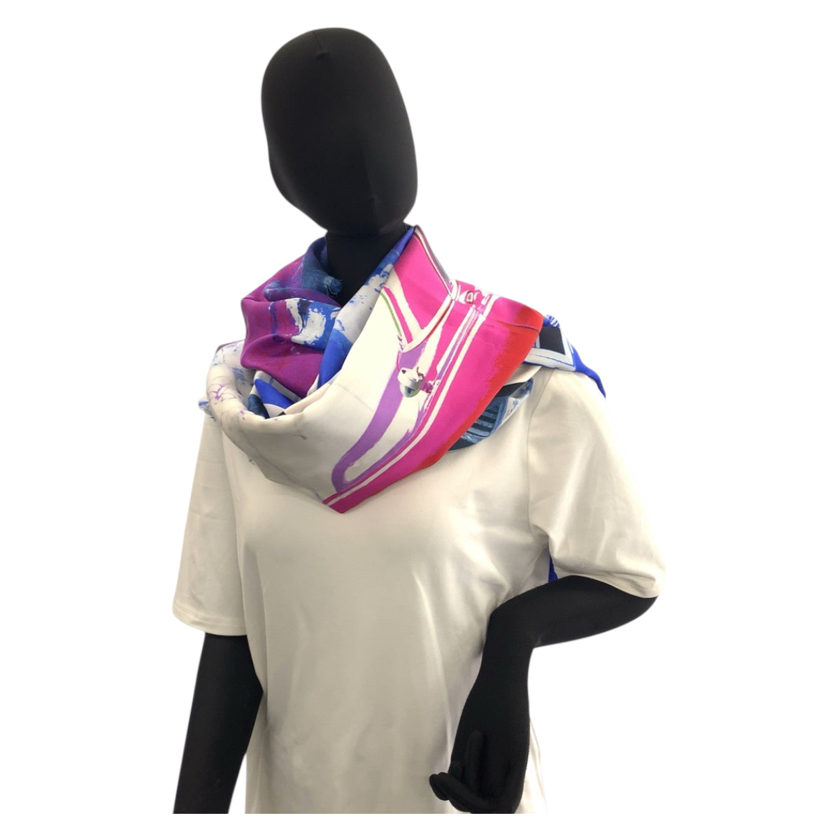 22088
CHANEL シャネル 大判 車 ブルー ホワイト レッド シルク スカーフ ストール 男女兼用 レディース A74