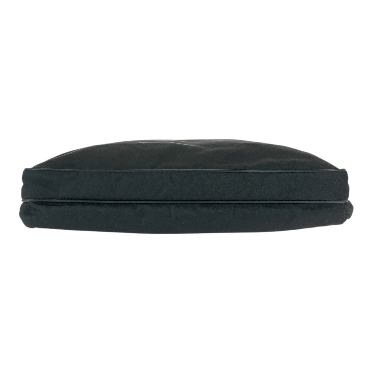 22165
PRADA プラダ テスート 三角ロゴプレート ブラック 黒 シルバー金具 ナイロン ショルダーバッグ メッセンジャーバッグ レディース ABP40