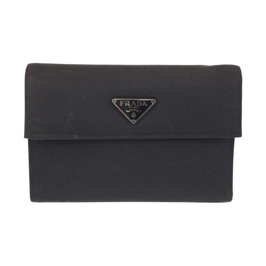 22173
PRADA プラダ テスート 三角ロゴプレート ブラック 黒 シルバー金具 ナイロン / レザー 73 折り財布 コンパクトウォレット レディース AB