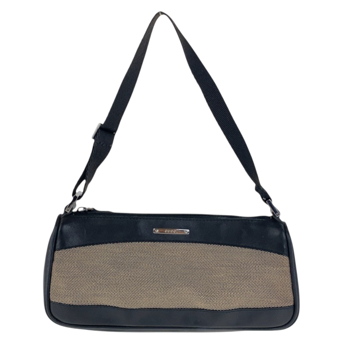 22210
GUCCI グッチ ブラック ベージュ シルバー金具 キャンバス / レザー 92820 ハンドバッグ アクセサリーポーチ レディース A35