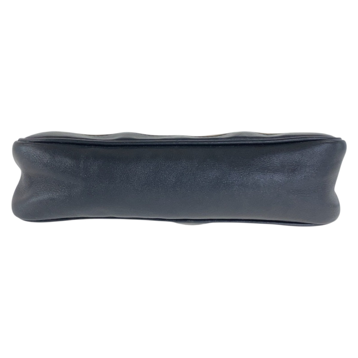 22210
GUCCI グッチ ブラック ベージュ シルバー金具 キャンバス / レザー 92820 ハンドバッグ アクセサリーポーチ レディース A35