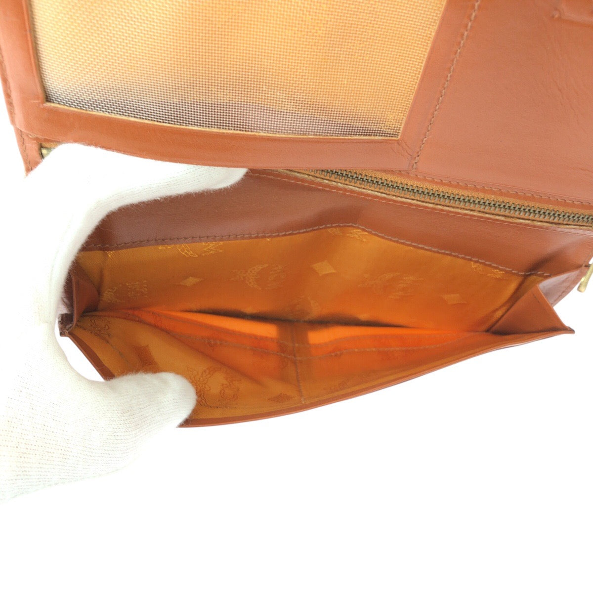 22213
MCM エム シー エム ヴィンテージ ヴィセトス ベージュ キャメル ゴールド金具 レザー 長財布 ロングウォレット メンズ AB4