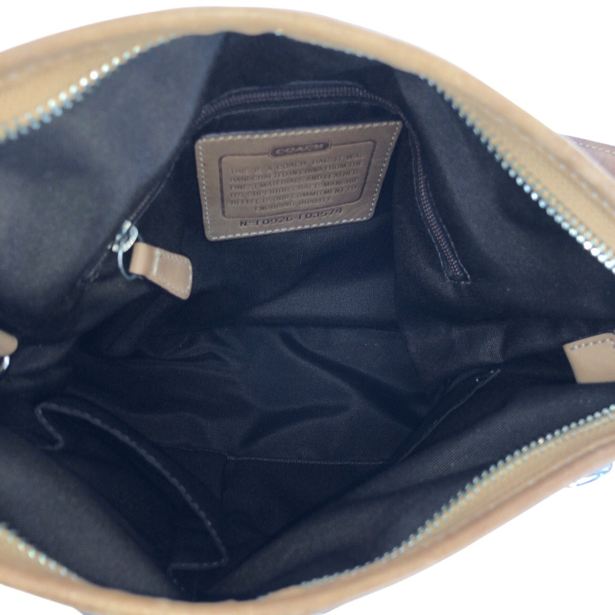 22235
COACH コーチ シグネチャー ブラウン ベージュ シルバー金具 キャンバス / レザー F0926-F03574 ショルダーバッグ メッセンジャーバッグ レディース AB6