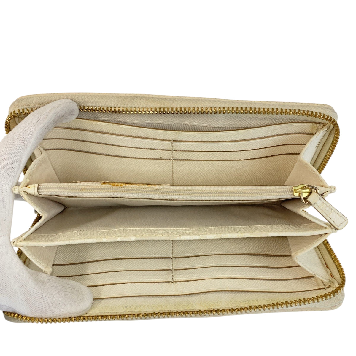 22238
COACH Signature Beige Ivory Gold Hardware PVC / Leather 52859 Long Wallet Round Zipper Ladies B2