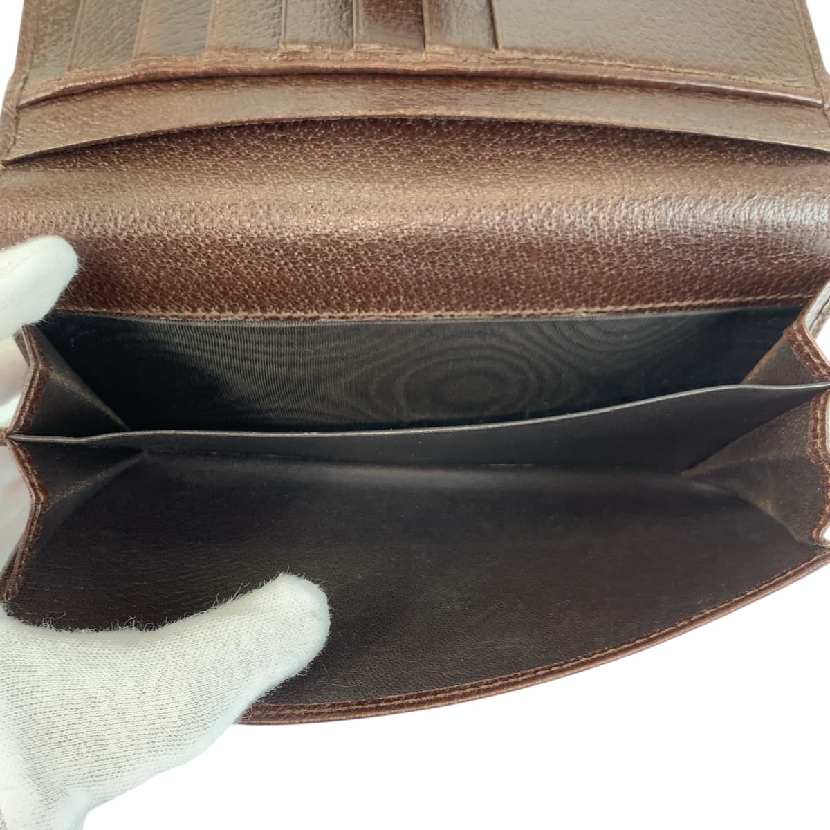 22251
GUCCI Beige Brown Silver Hardware GG Canvas / Leather 112715 Long Wallet for Women B2