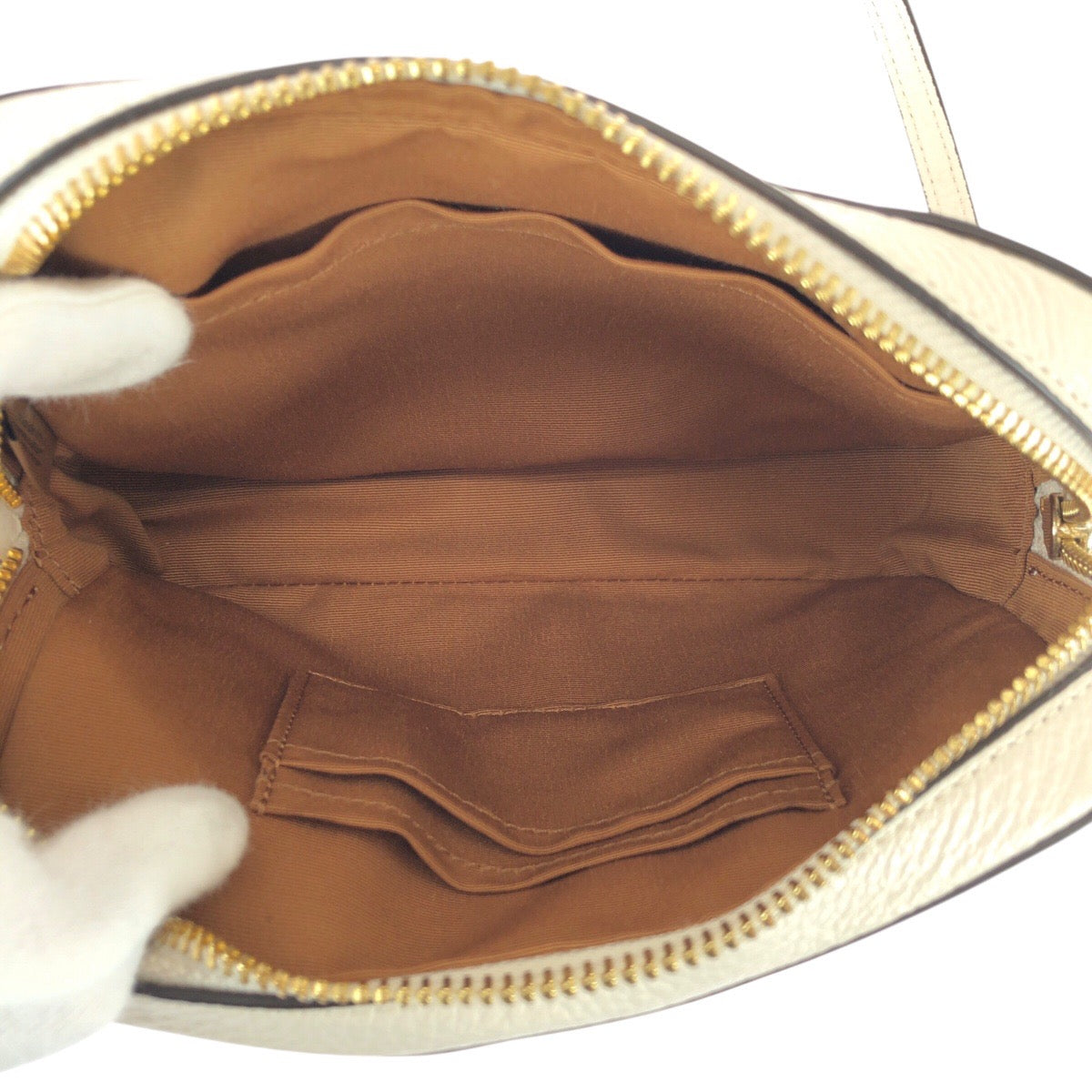 22289
COACH White Gold Hardware Leather L2011 87734 Shoulder Bag Pochette Ladies A10