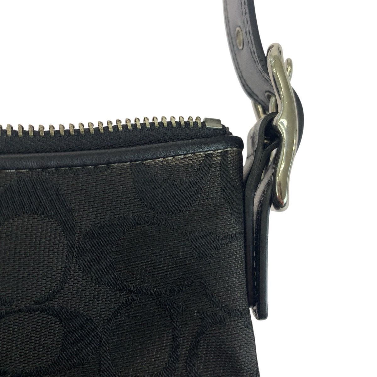 22310
COACH コーチ シグネチャー ブラック 黒 シルバー金具 キャンバス / レザー 8K01 ハンドバッグ レディース ABP6