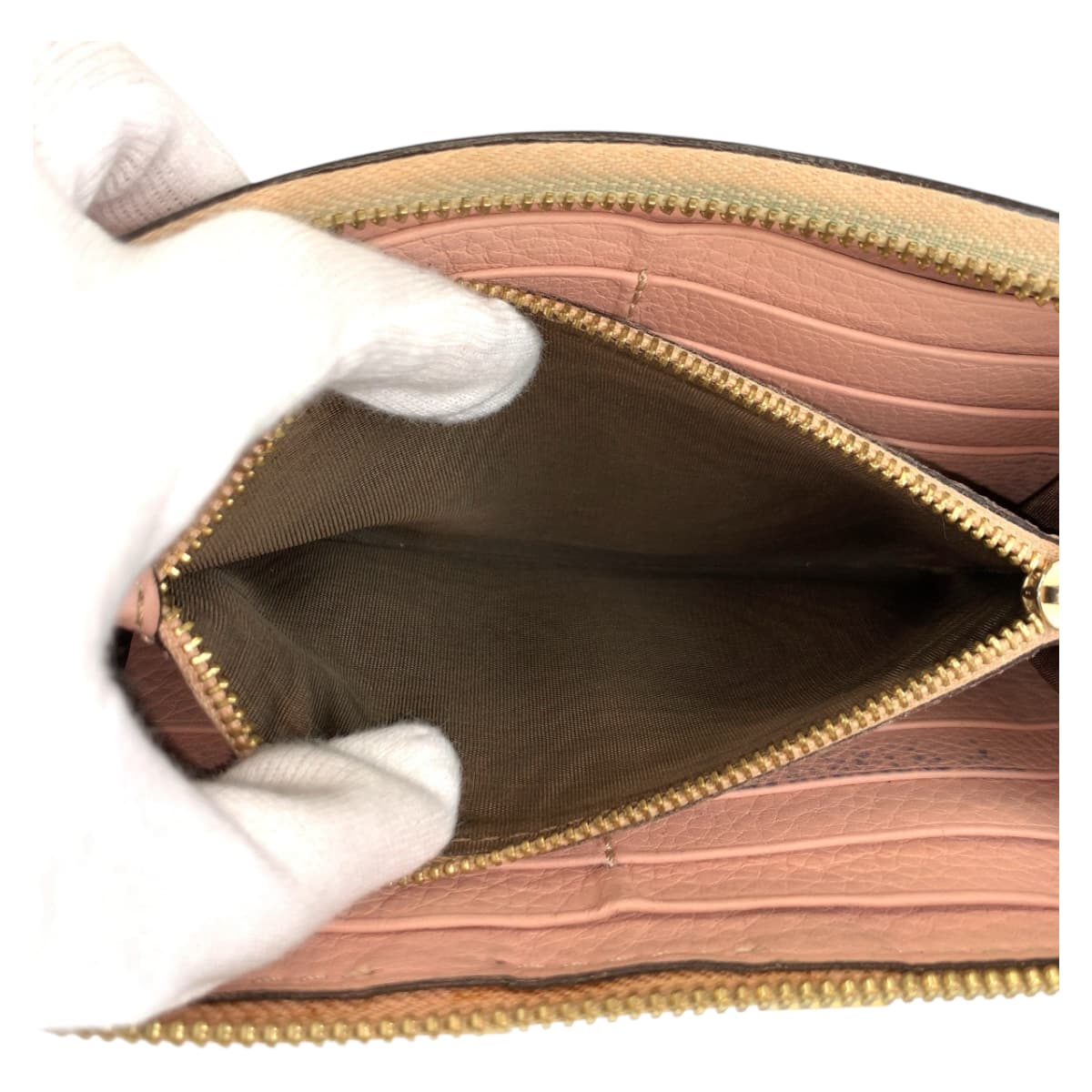 22369
Chloe クロエ マーシー ピンク ゴールド金具 レザー BOZVJL 長財布 ロングウォレット レディース AB3