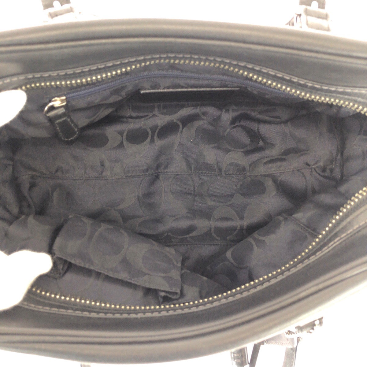 22379
COACH コーチ ブラック 黒 シルバー金具 レザー E060-8A69 ハンドバッグ トートバッグ レディース AB6