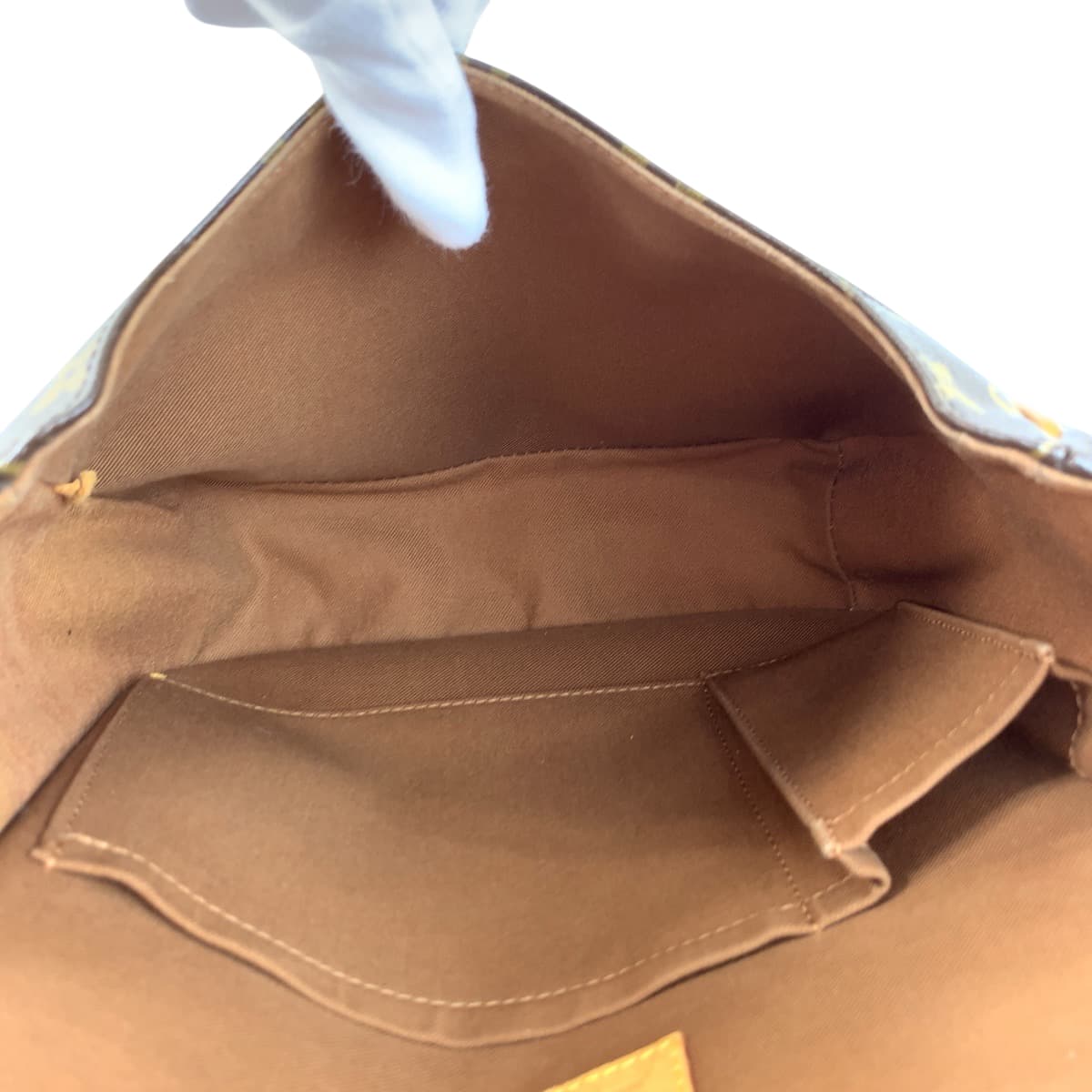 22393
LOUIS VUITTON ルイヴィトン モノグラム メッセンジャー ボスフォールPM ブラウン ゴールド金具 PVC / レザー M40106 ショルダーバッグ ポシェット レディース B16