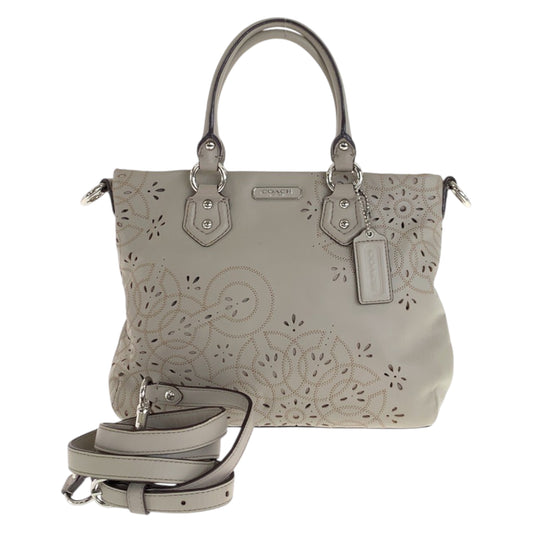 22402
COACH コーチ オプアート パンチング 2way ベージュ シルバー金具　 レザー F22486 ショルダーバッグ トートバッグ レディース AB8