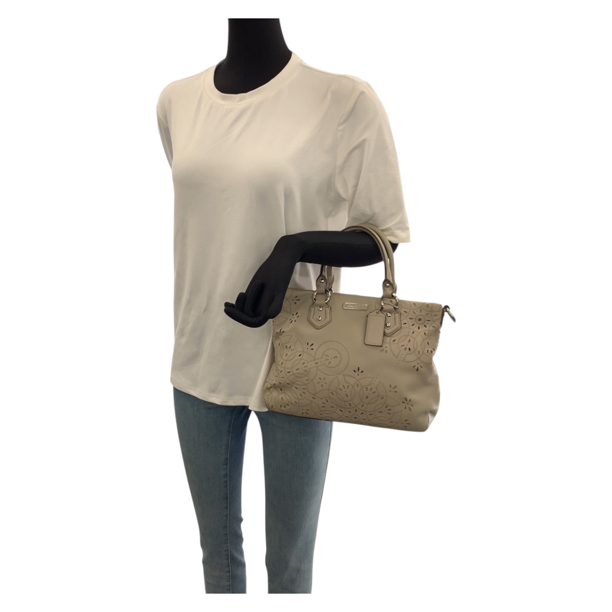 22402
COACH Opt Art Perforated 2-way Beige Silver Hardware Leather F22486 Shoulder Bag Tote Bag Ladies AB8