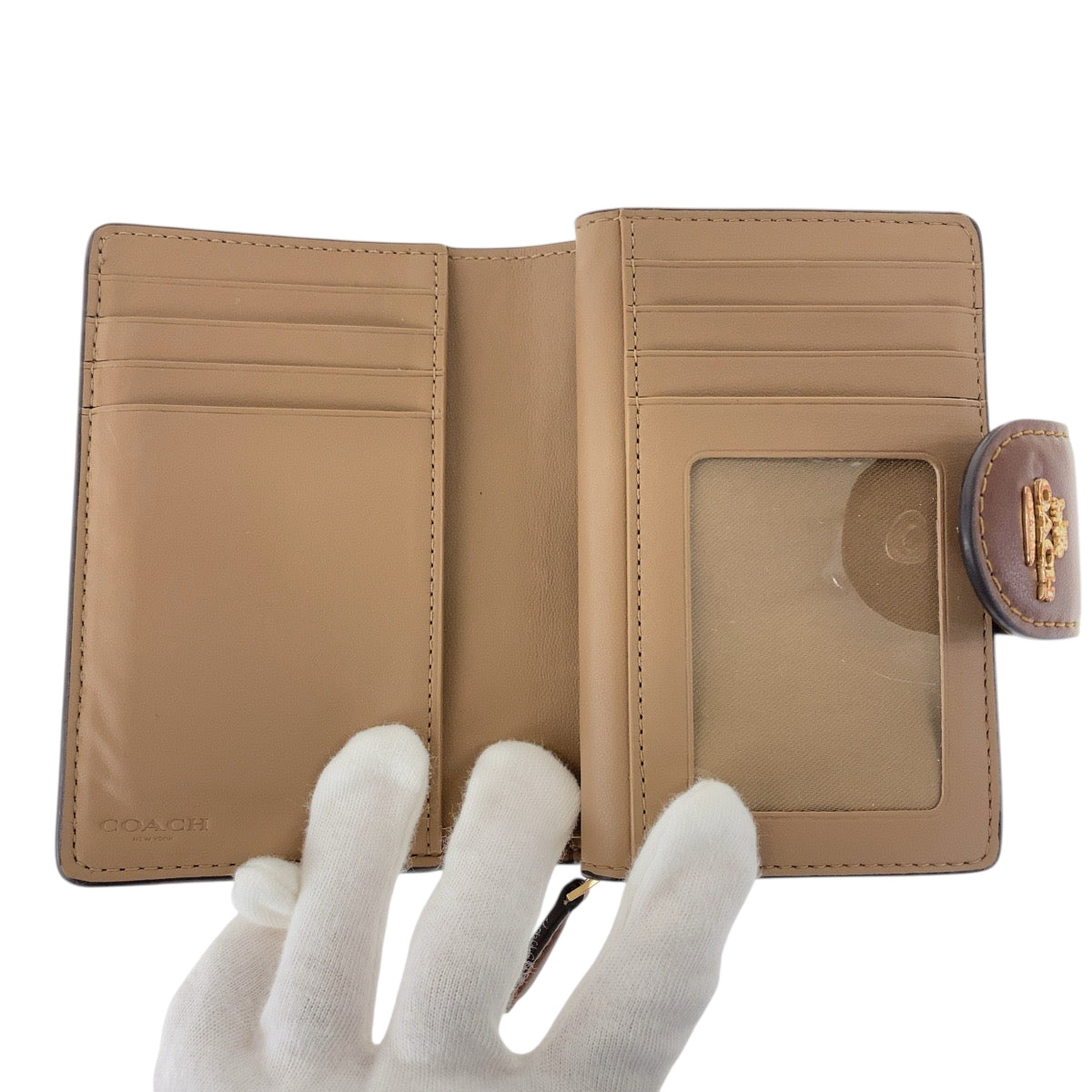 22440
COACH コーチ シグネチャー ベージュ ブラウン ゴールド金具 PVC / レザー 折財布 コンパクトウォレット レディース AB5