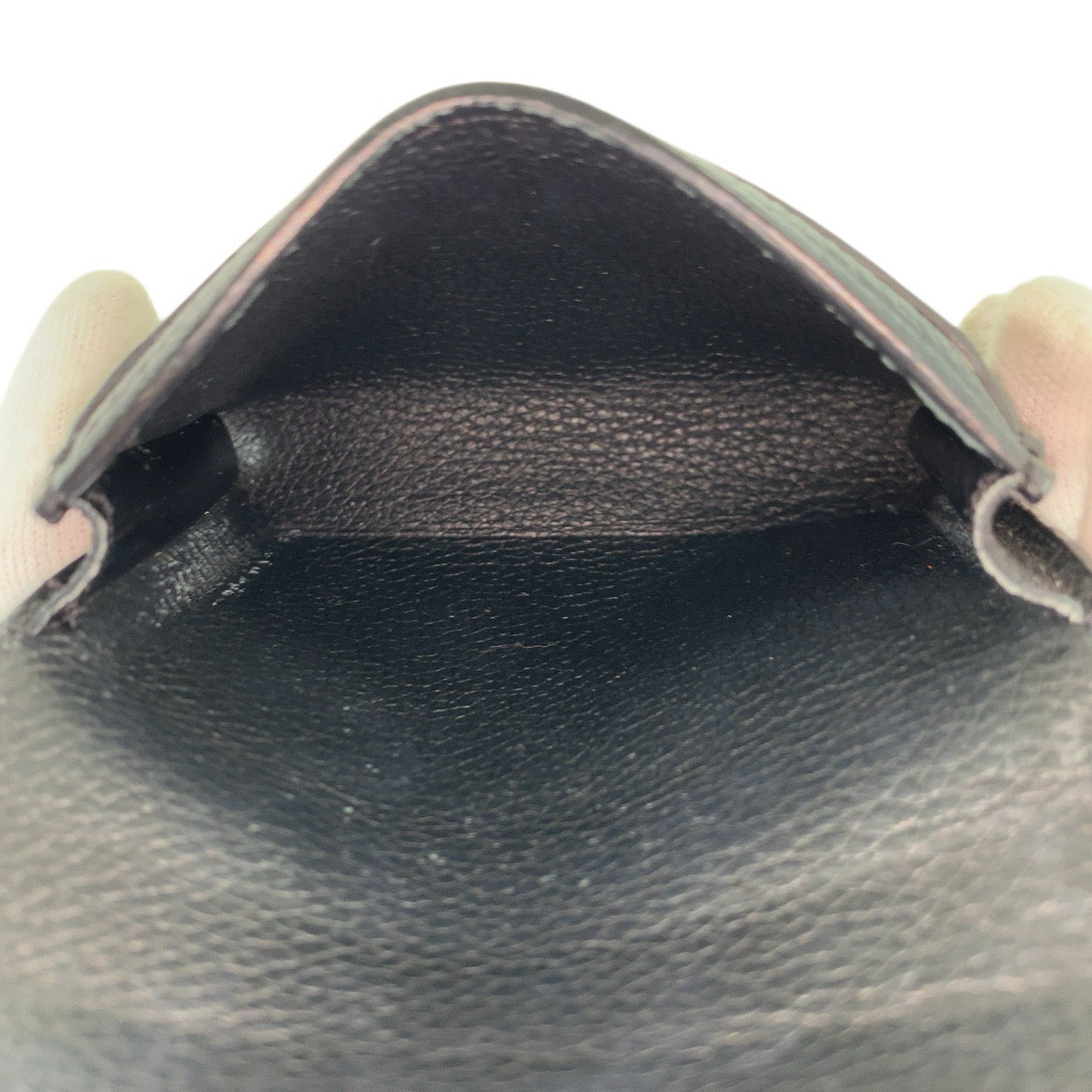 22450
LOUIS VUITTON ルイヴィトン モノグラム アンプラント アンヴェロップ カルト ドゥ ヴィジット ブラック 黒 ゴールド金具 レザー M58456 カードケース 名刺入れ 男女兼用 メンズ ABP14