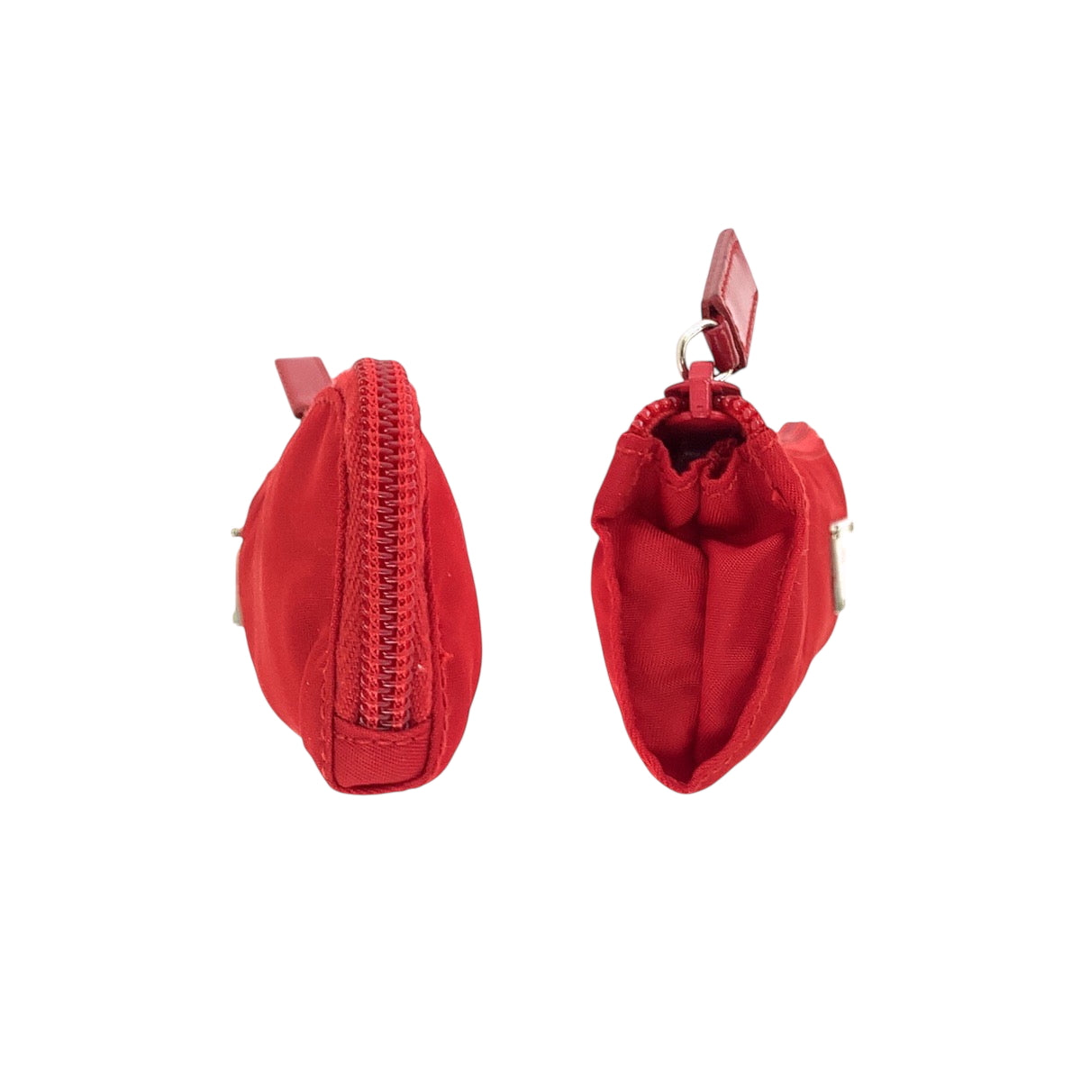 22451
PRADA プラダ テスート 三角ロゴプレート レッド シルバー金具 ナイロン ペンケース 筆箱 男女兼用 レディース A8