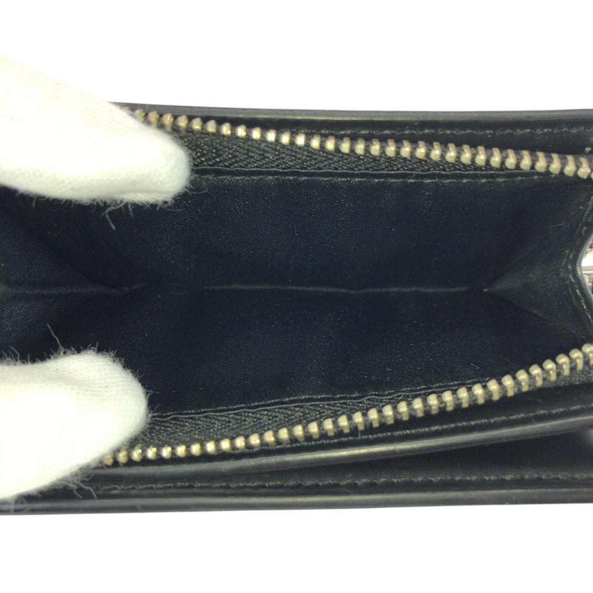 22509
Calvin Klein カルバンクライン CK 4連 ブラック 黒 シルバー金具 レザー キーケース メンズ AB1