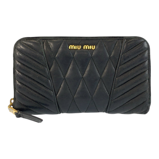22530
MIUMIU ミュウミュウ ナッパバイカー ブラック 黒 ゴールド金具 レザー 長財布 ロングウォレット レディース B2