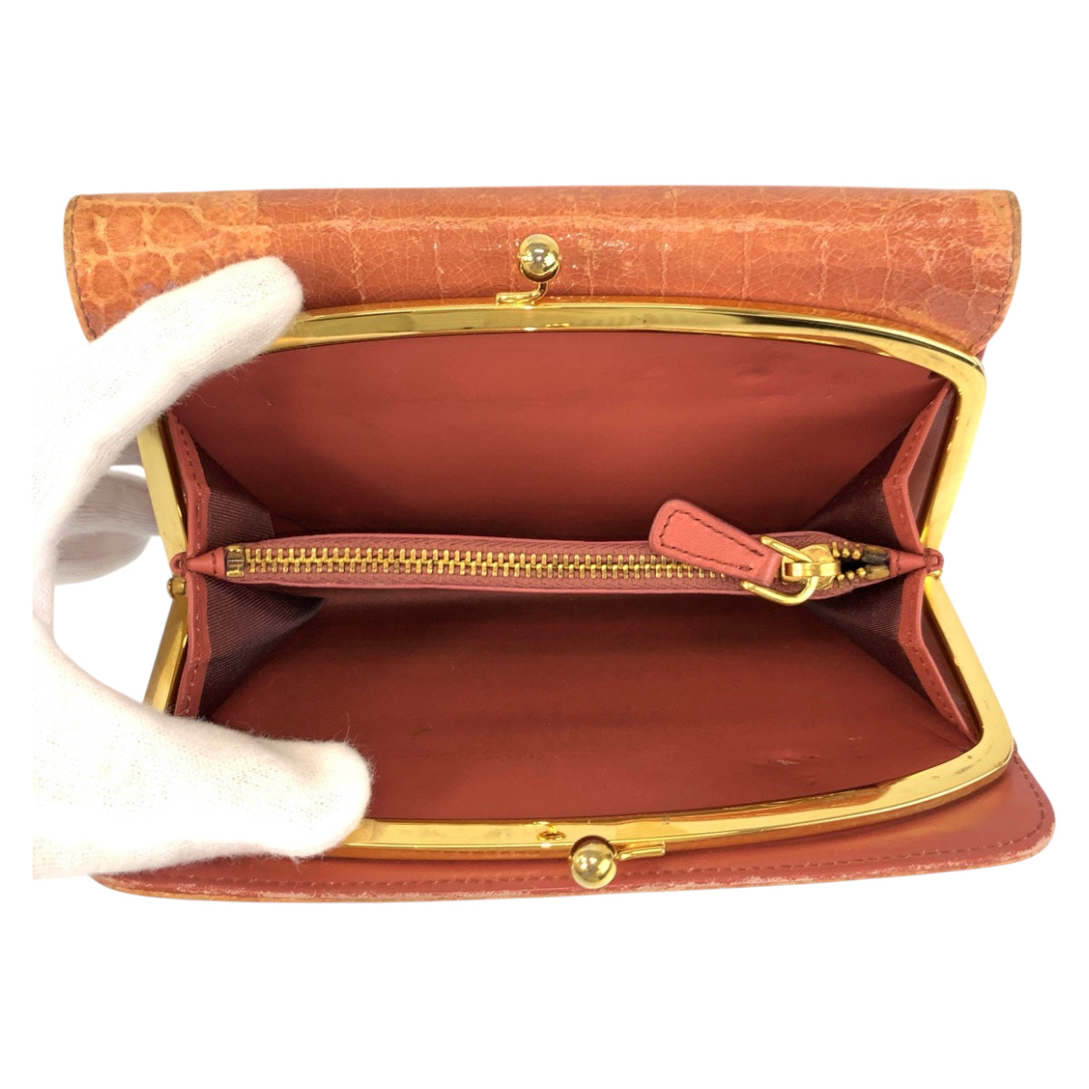 22531
MIUMIU Embossed Pink Beige Gold Hardware Leather 107 Folded Wallet Compact Wallet Women's AB2