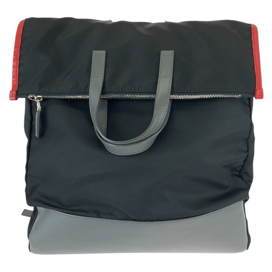22538
PRADA プラダ テスート 三角ロゴプレート 2way ブラック レッド グレー シルバー金具 ナイロン / レザー リュック・デイパック バックパック トートバッグ メンズ ABP70
